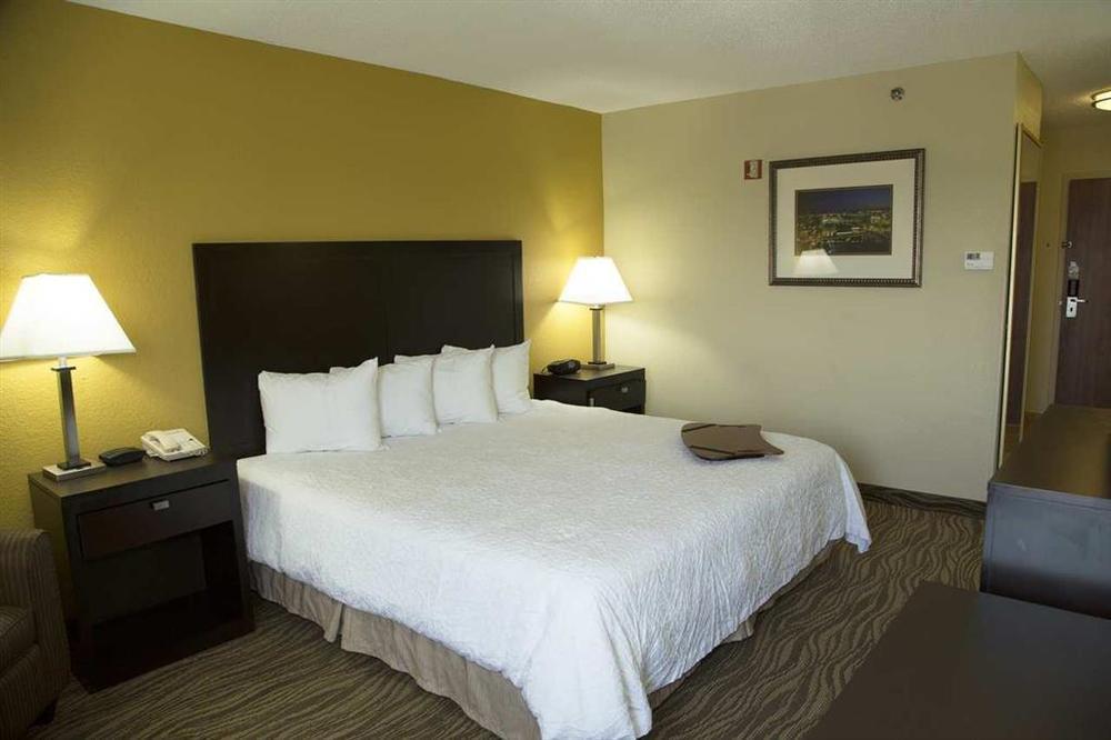 Hampton Inn Nashville-I-24 Hickory Hollow Стая снимка